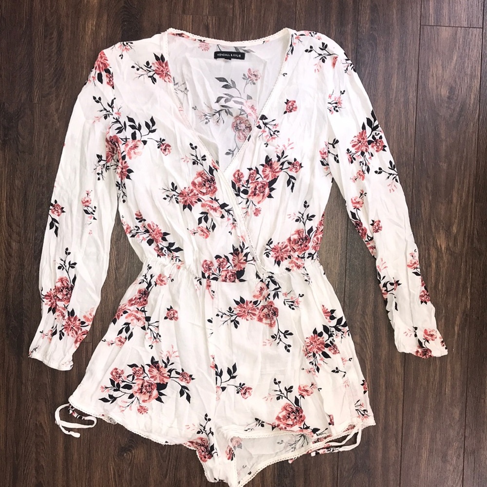 Kendall & Kylie long sleeve romper
